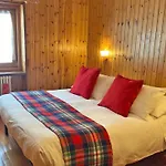 Bar Del Hotel Chamois